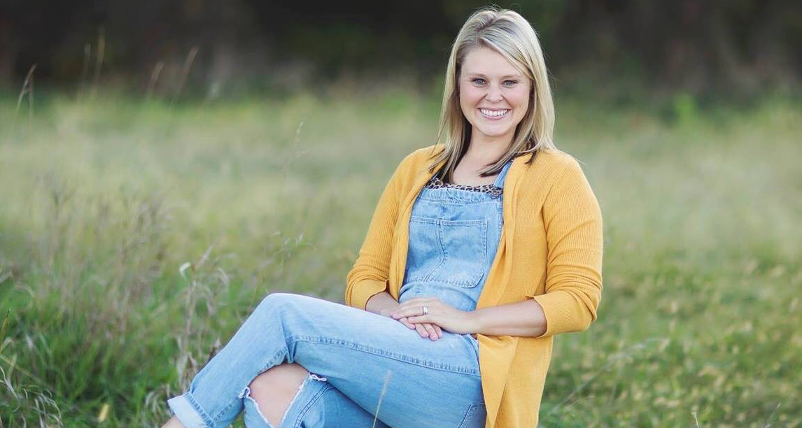 Lauren Eberspacher – Mothering in the little years + Postpartum Depression, Anxiety & Turning a Blog into a Business | Ep. 5