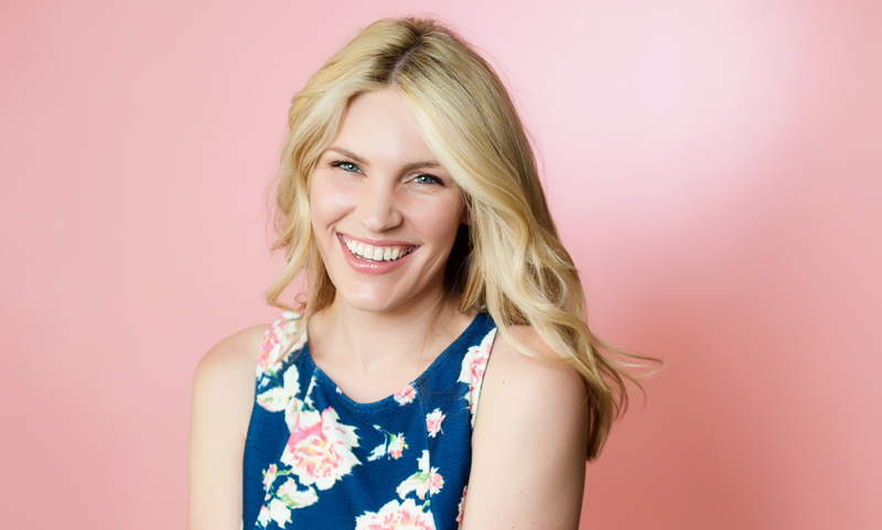 Virtual Freelancing: Building a Part Time Business with a Full Time Income | Lauren Golden of The Free Mama Movement | Ep. 9