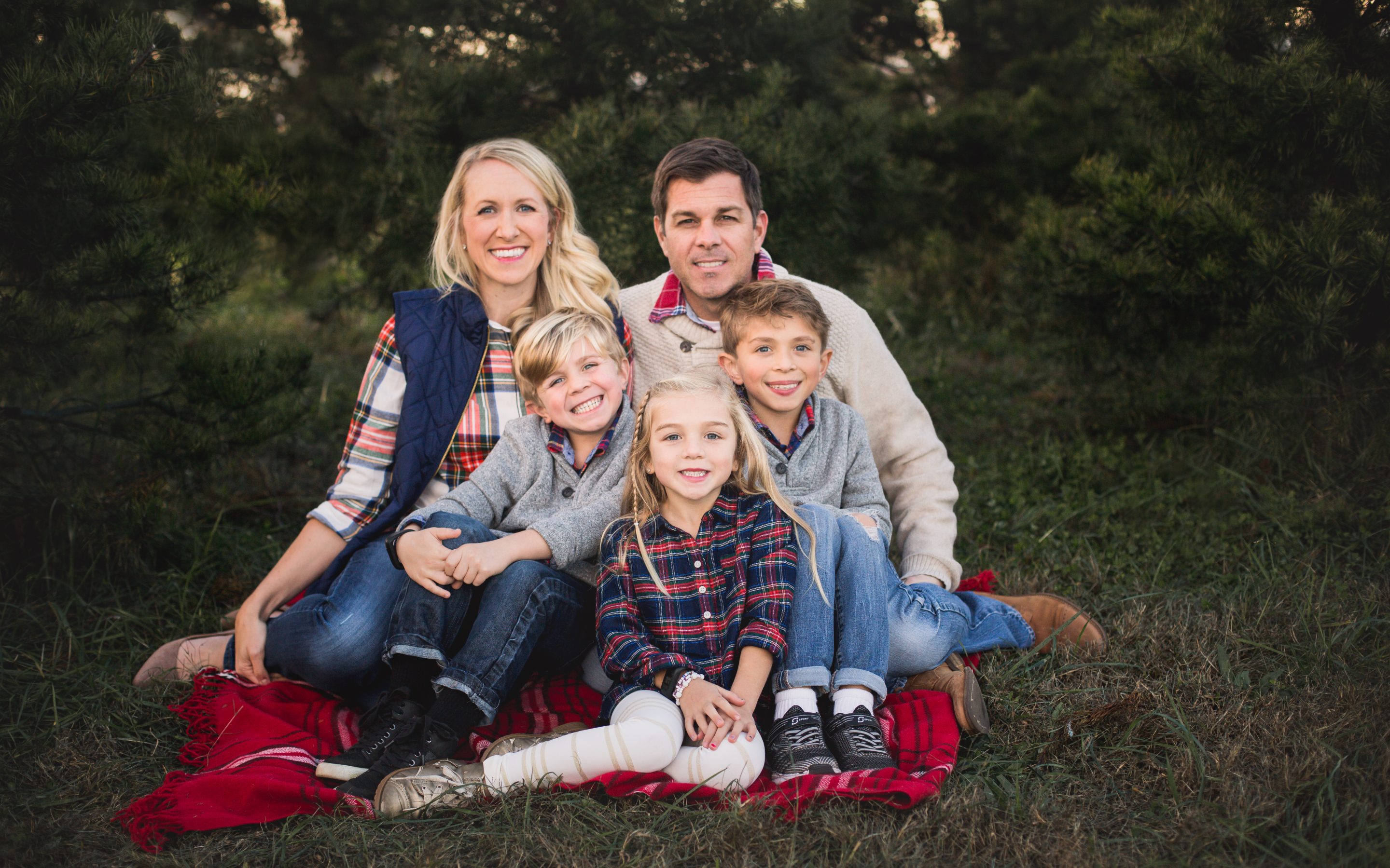 Kids + Entrepreneurship: Teaching Your Children to Think Like Leaders | Amber Pert | Ep. 26