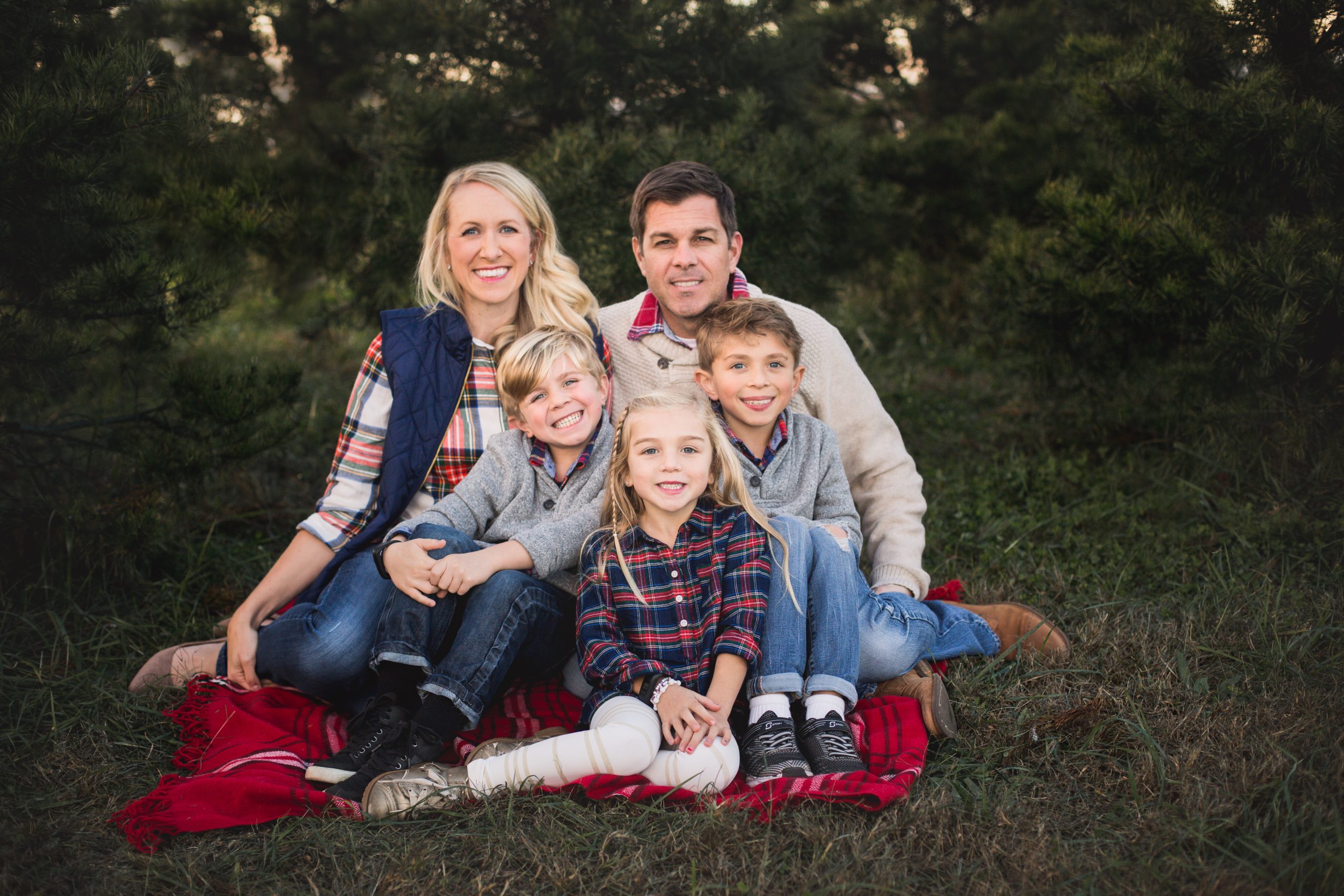 Kids + Entrepreneurship: Teaching Your Children to Think Like Leaders | Amber Pert | Ep. 26
